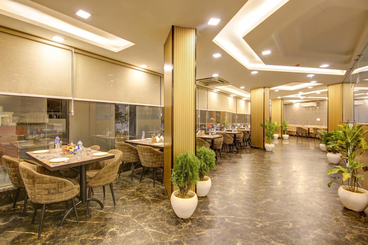 Hotel Park Tree Near Delhi Airport New Delhi Bagian luar foto