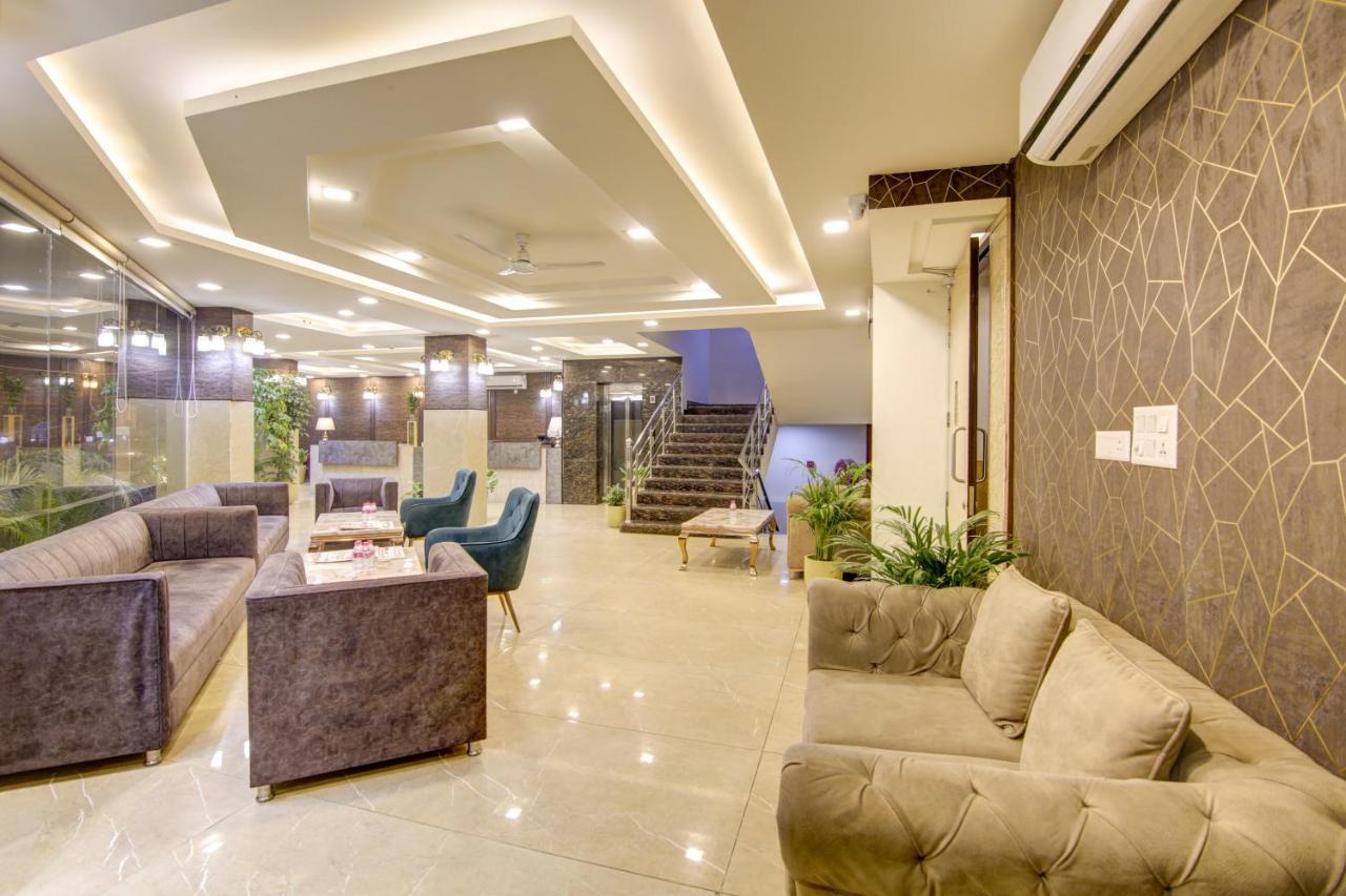 Hotel Park Tree Near Delhi Airport New Delhi Bagian luar foto