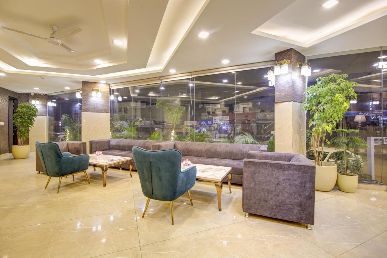 Hotel Park Tree Near Delhi Airport New Delhi Bagian luar foto